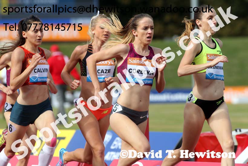 Emelia Gorecka in the womens 2 mile at the Sainsbury's Birmingham Grand Prix. Photos: David T. Hewitson/Sports for All Pics
